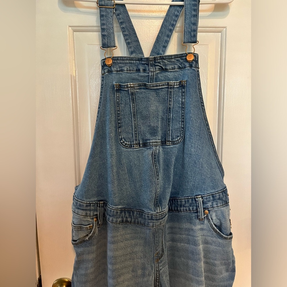 Maternity overalls 🤰👖